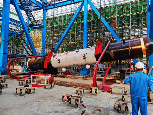 安庆石化热电锅炉项目“巨无霸”顺利落座，核心装备安装取得关键进展